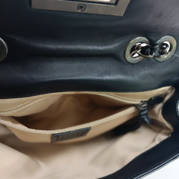 Stuart Weitzman handbag - Picture 3 of 6